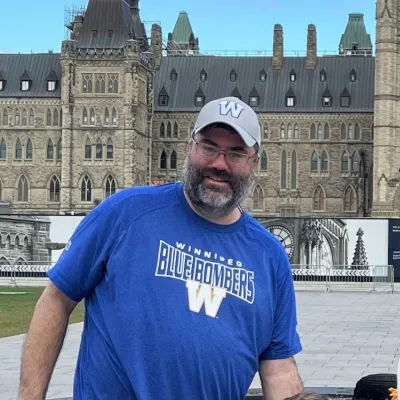 Profile picture for user ebremner